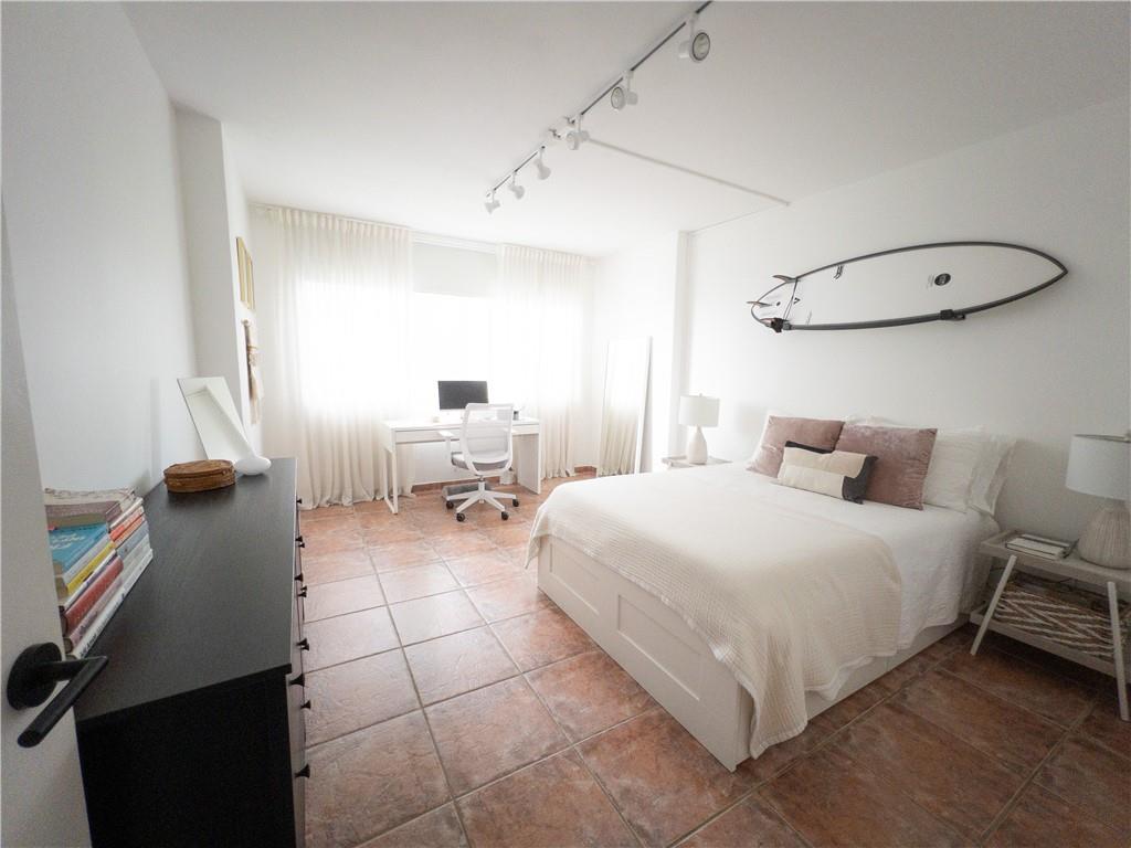 Bay Park Towers Condo - Residential