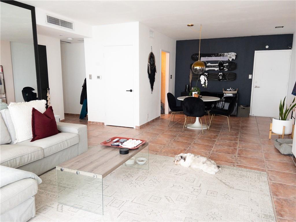 Bay Park Towers Condo - Residential