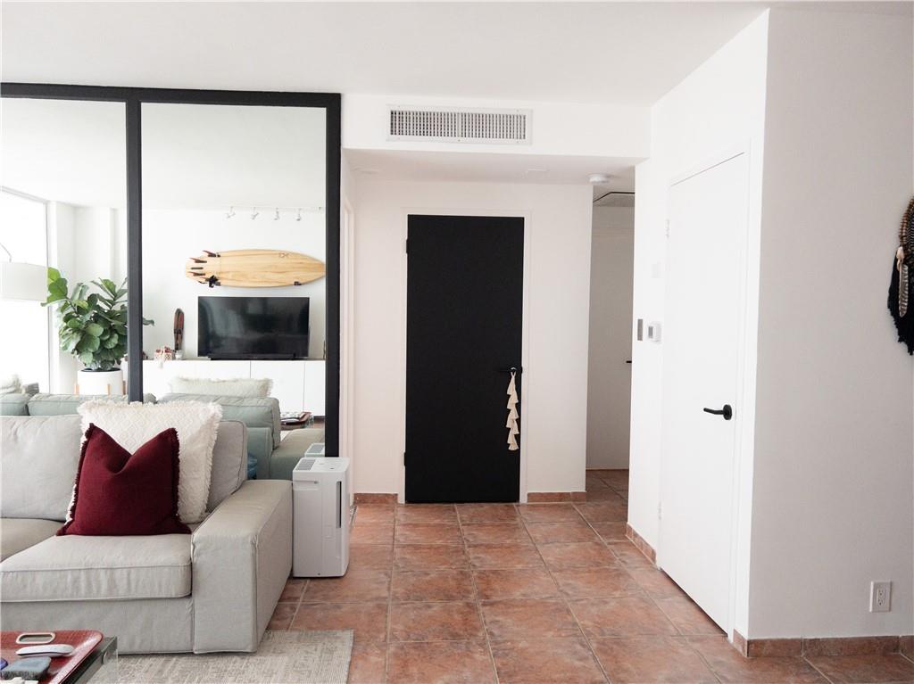 Bay Park Towers Condo - Residential