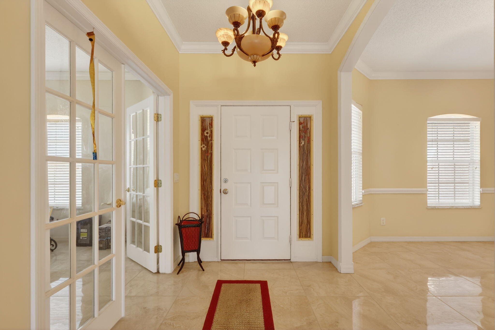 6871 NW Hogate Circle, Port St Lucie, FL, 34983/$445,000 4 6871 NW Hogate Circle