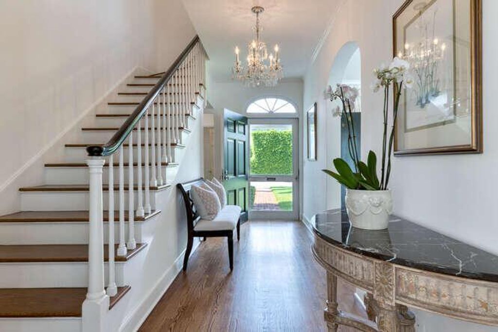 Photo of 229 Pendleton Avenue, Palm Beach, FL 33480 (MLS # R11067877)