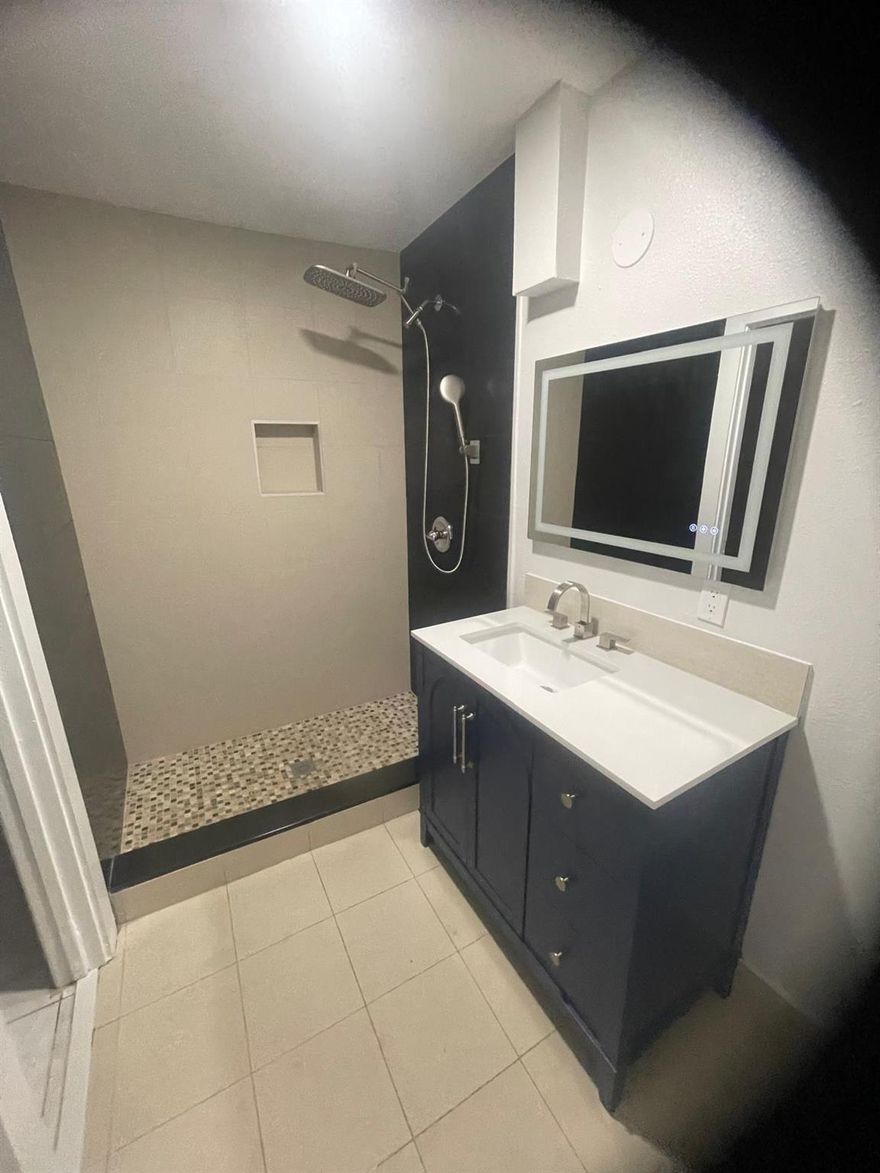 Come see this beautiful 2 bedrooms and 2 bathrooms with new appliances ,new bathrooms ,new kitchen, new floors.This one won't last.!You have to see it.