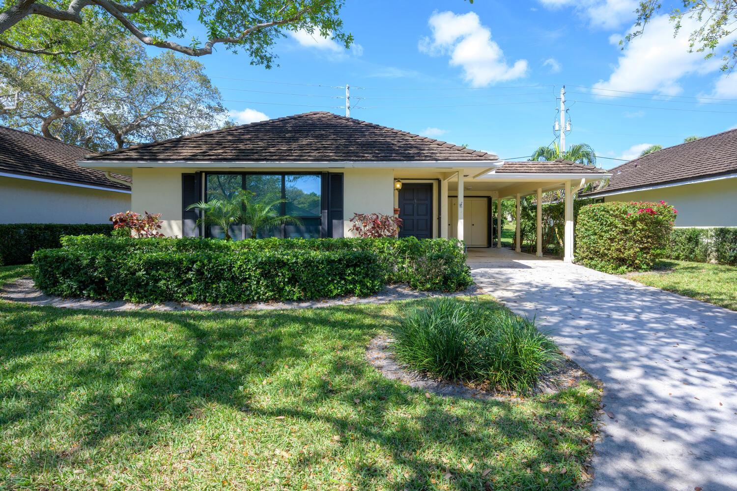 TWELVE OAKS CONDO - Residential