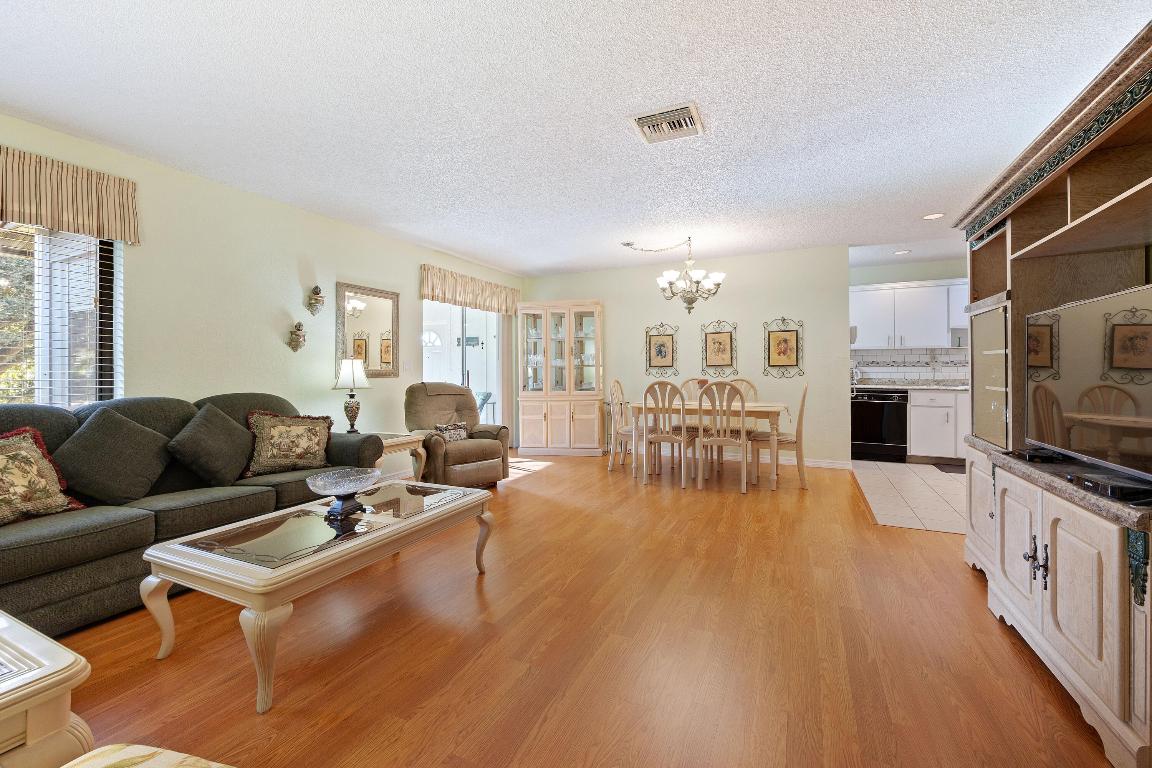 LA PINATA CONDO - Residential