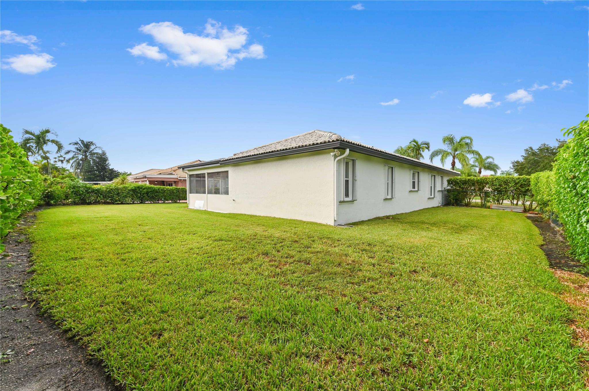 Kensington North  Parkwood - Residential Lease