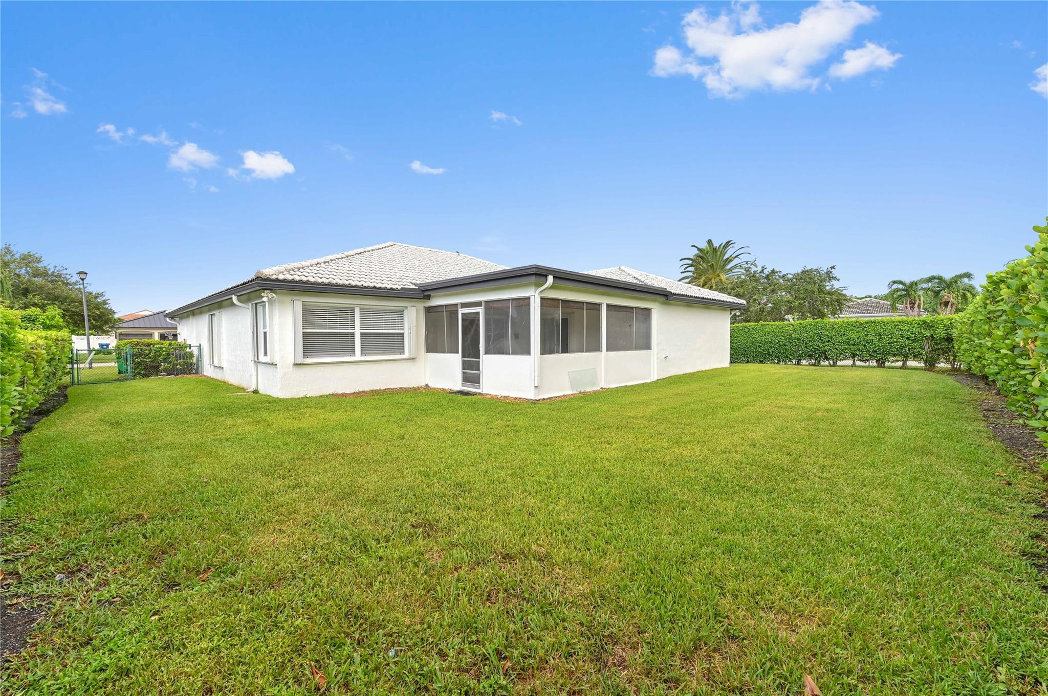 Kensington North  Parkwood - Residential Lease
