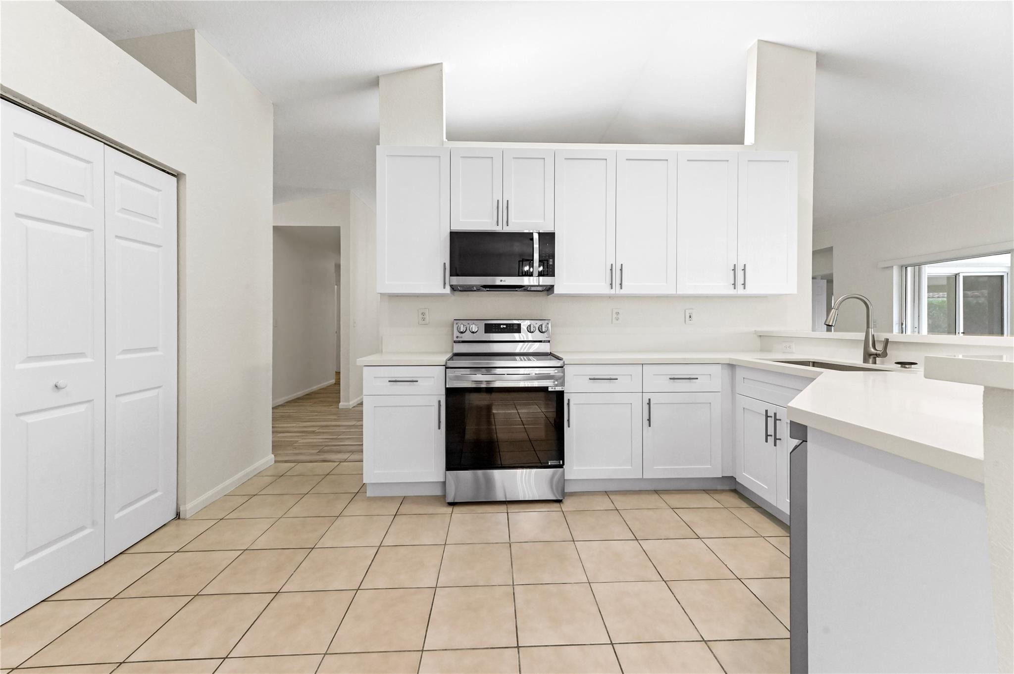 Kensington North  Parkwood - Residential Lease
