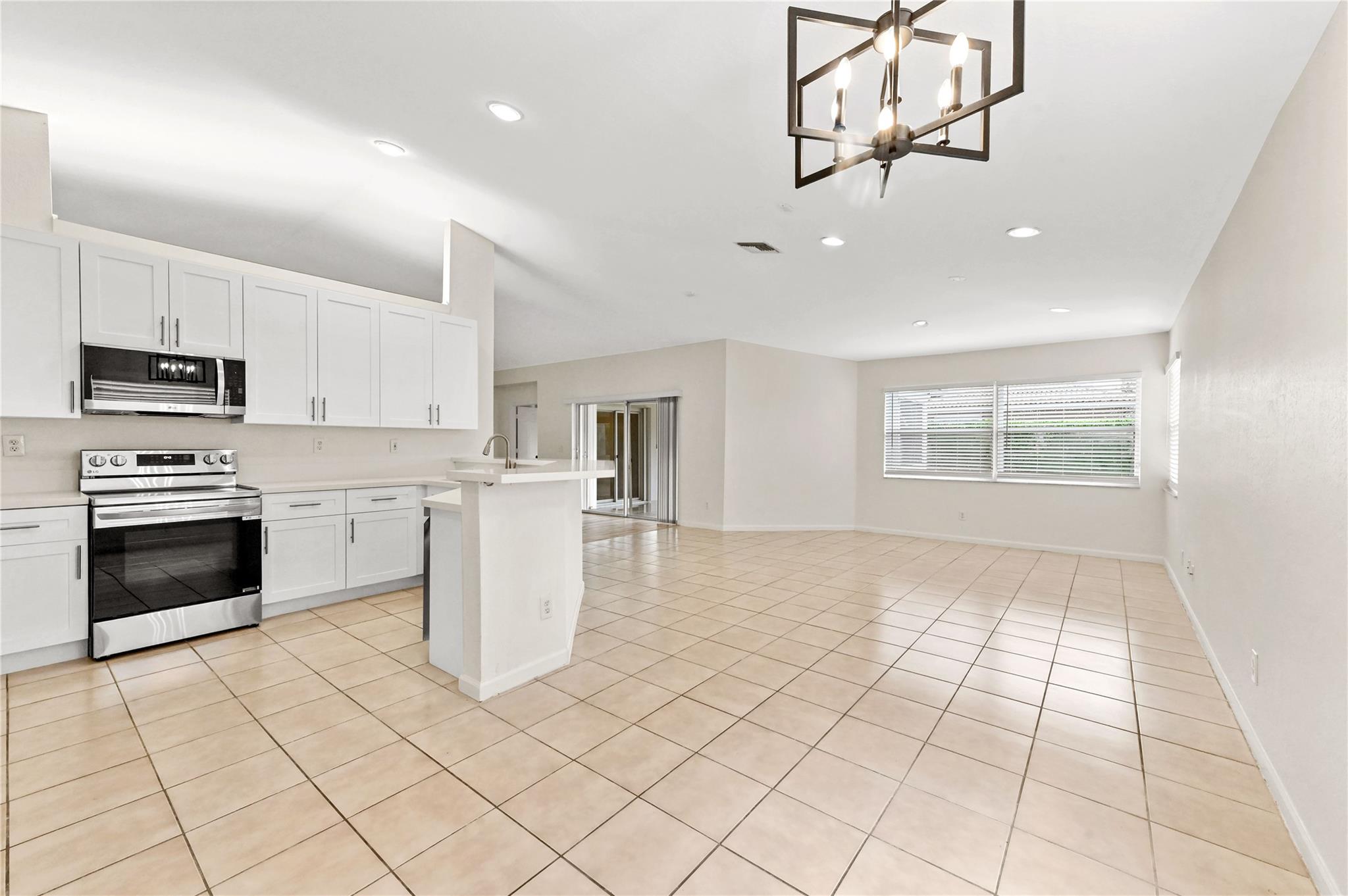 Kensington North  Parkwood - Residential Lease