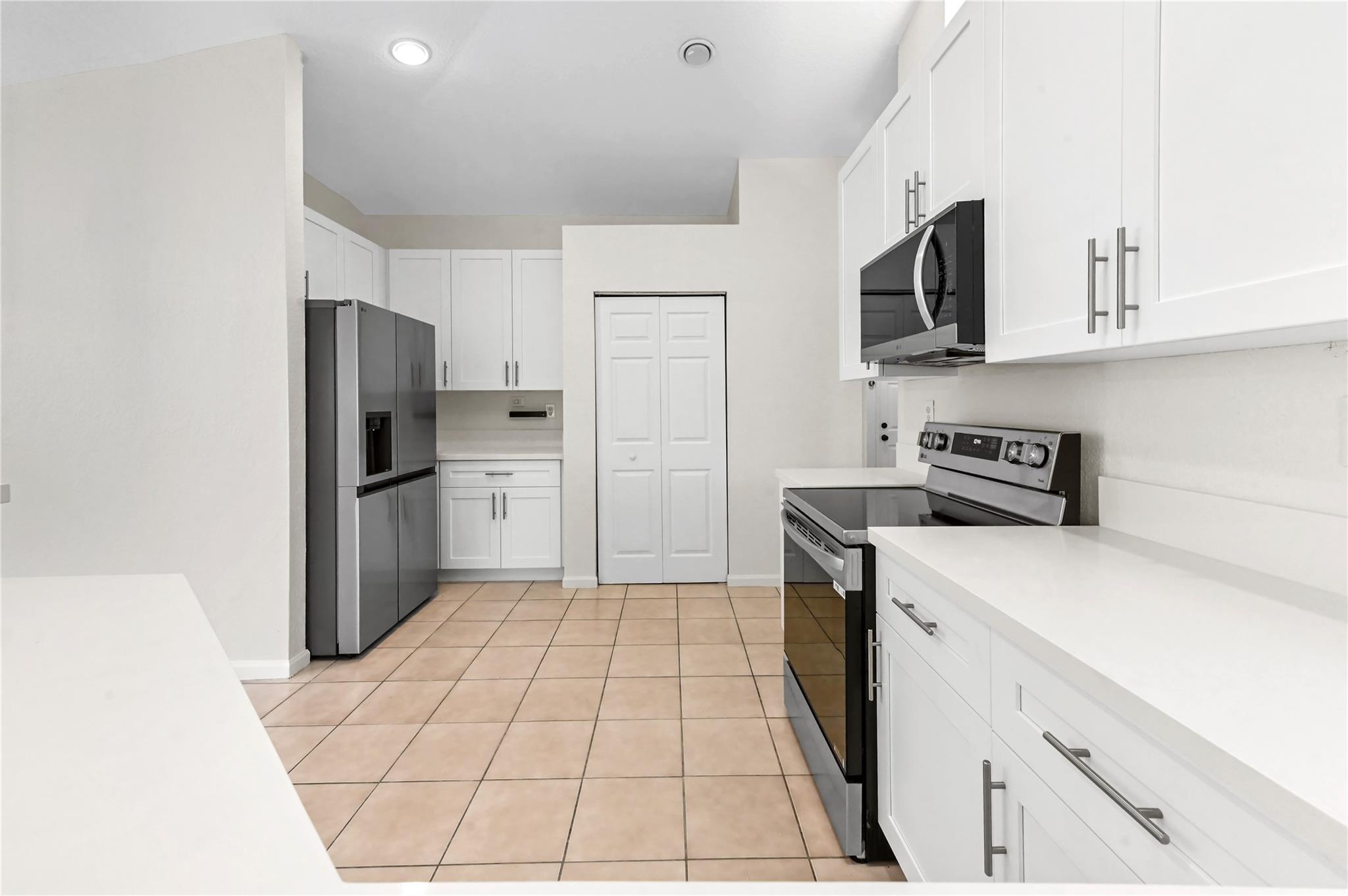 Kensington North  Parkwood - Residential Lease