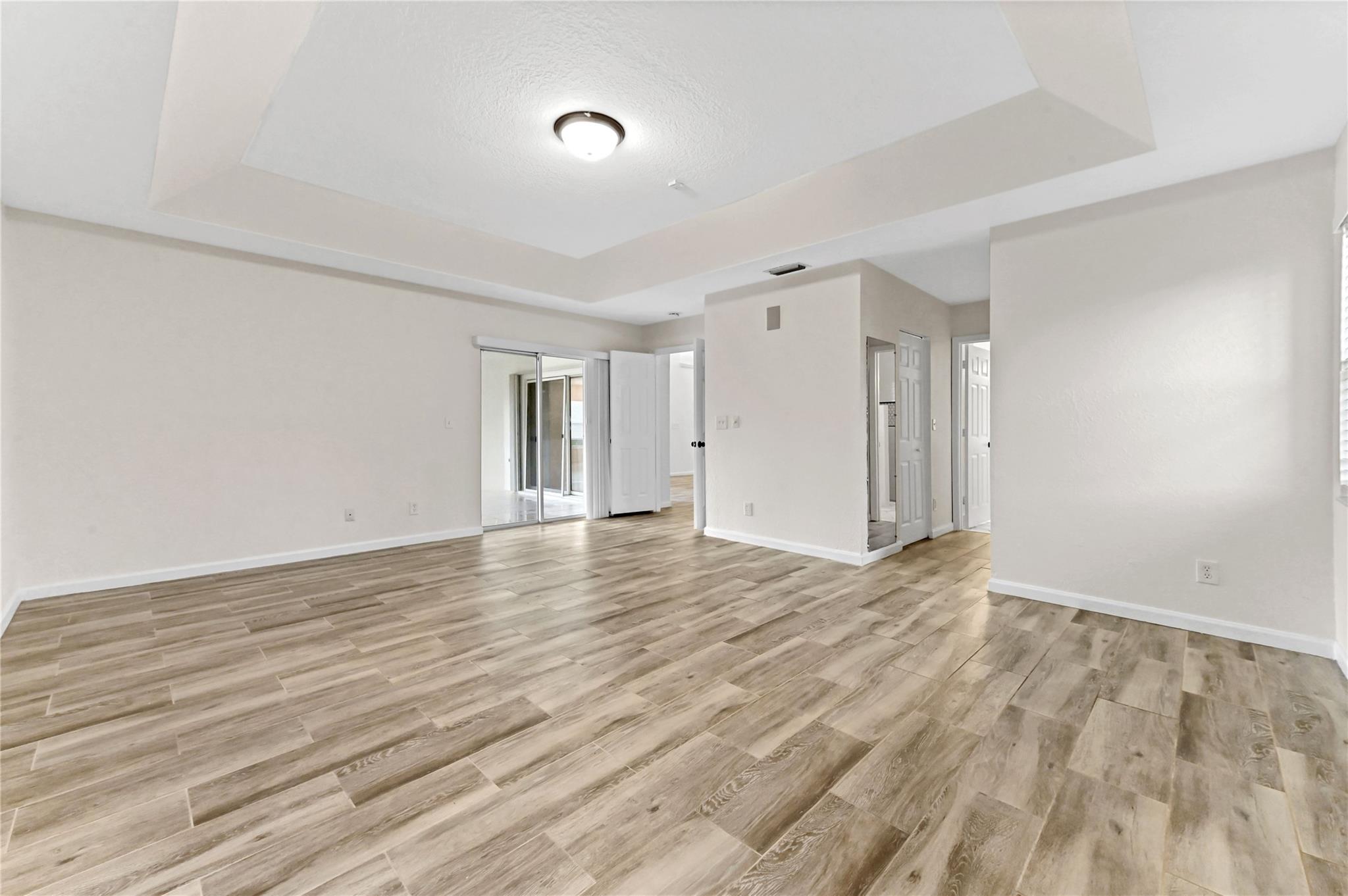 Kensington North  Parkwood - Residential Lease