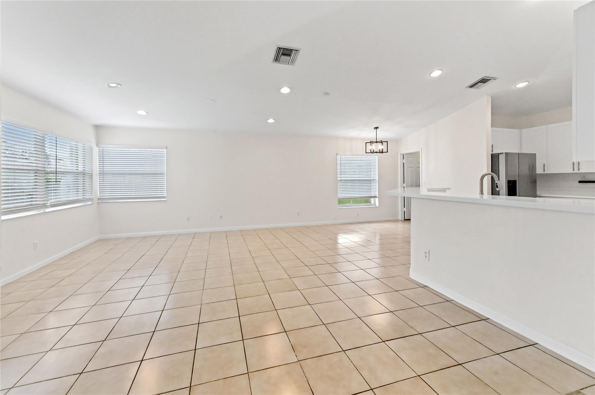 Kensington North  Parkwood - Residential Lease