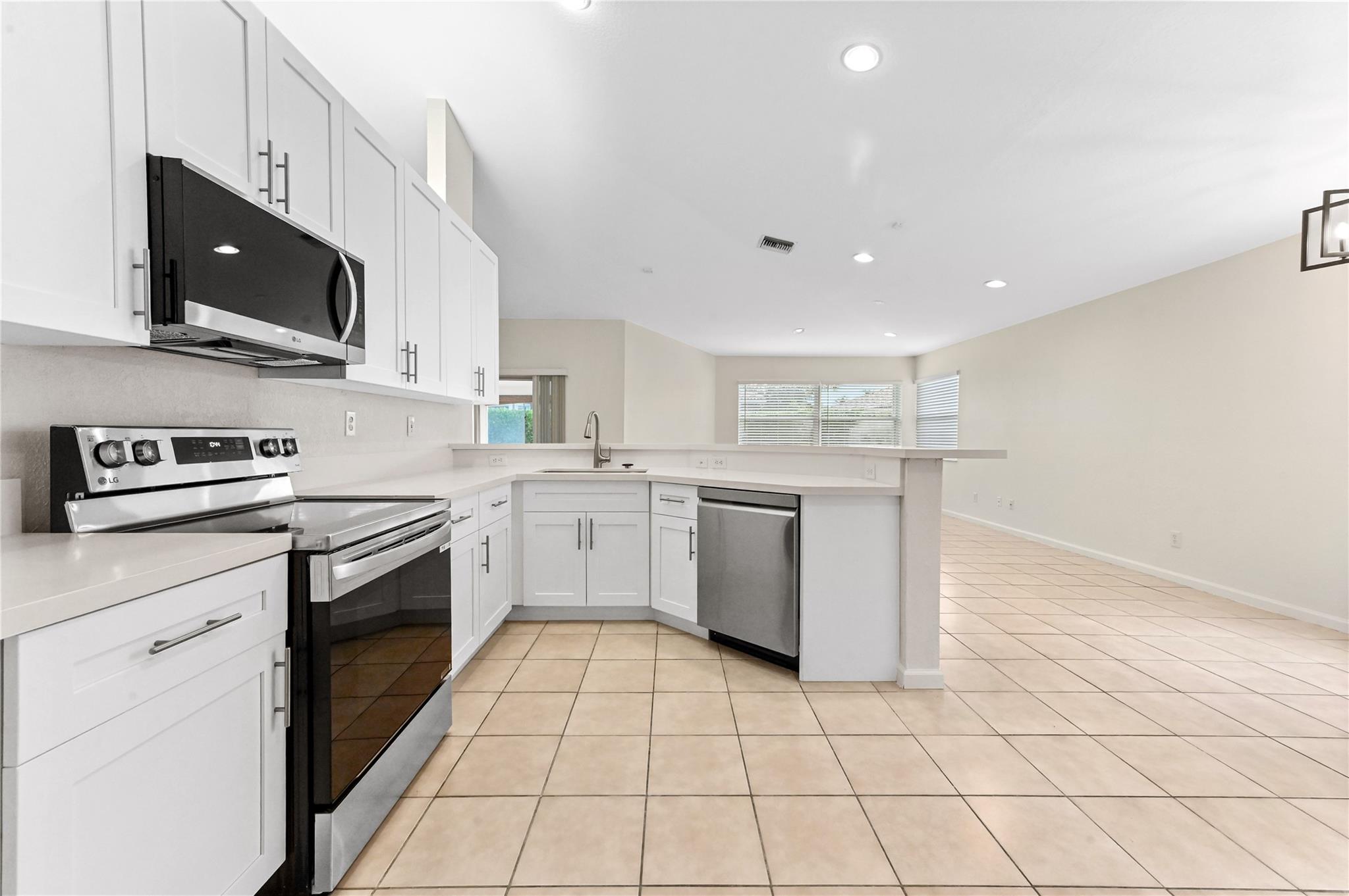 Kensington North  Parkwood - Residential Lease