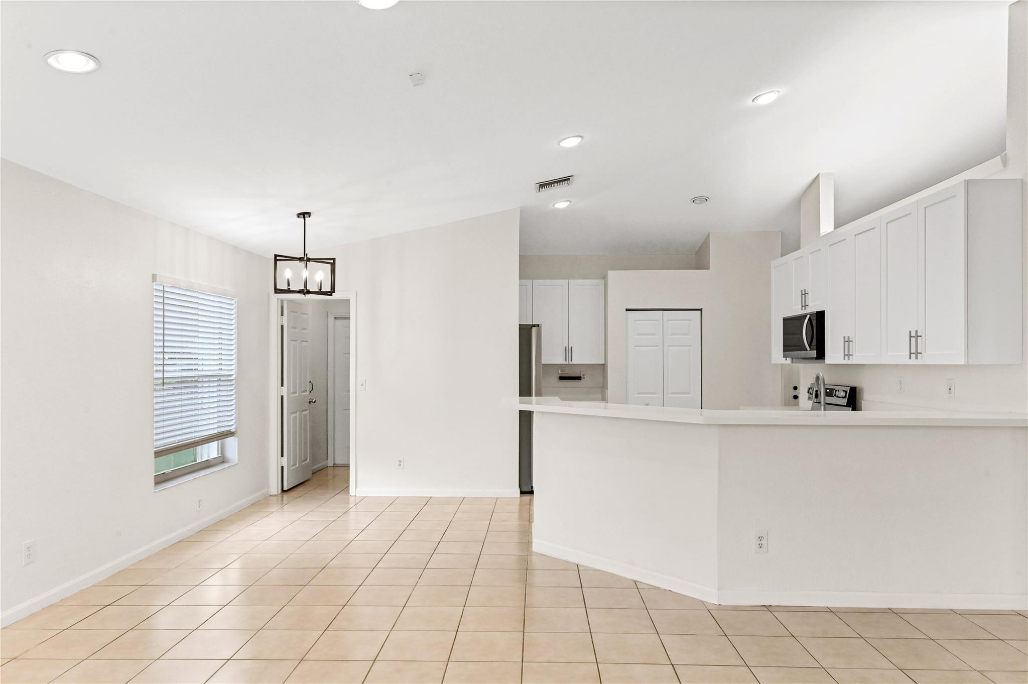 Kensington North  Parkwood - Residential Lease
