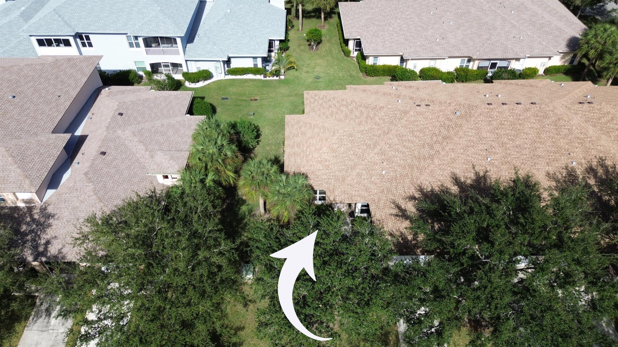 THE LAKES AT THE SAVANNAH - Residential Lease