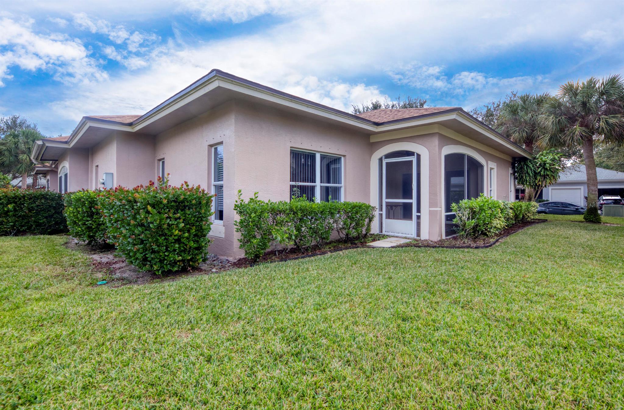 THE LAKES AT THE SAVANNAH - Residential Lease