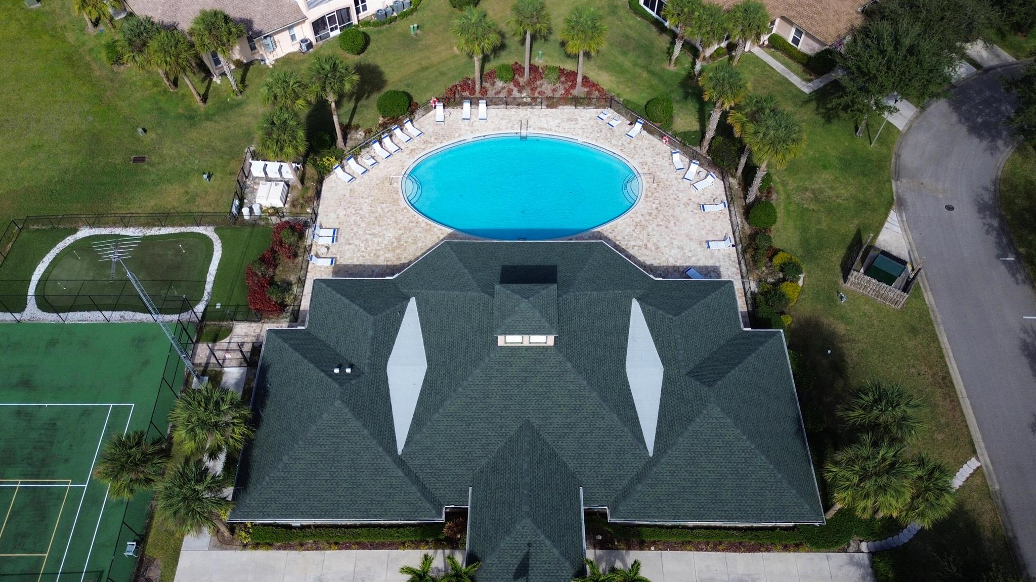 THE LAKES AT THE SAVANNAH - Residential Lease