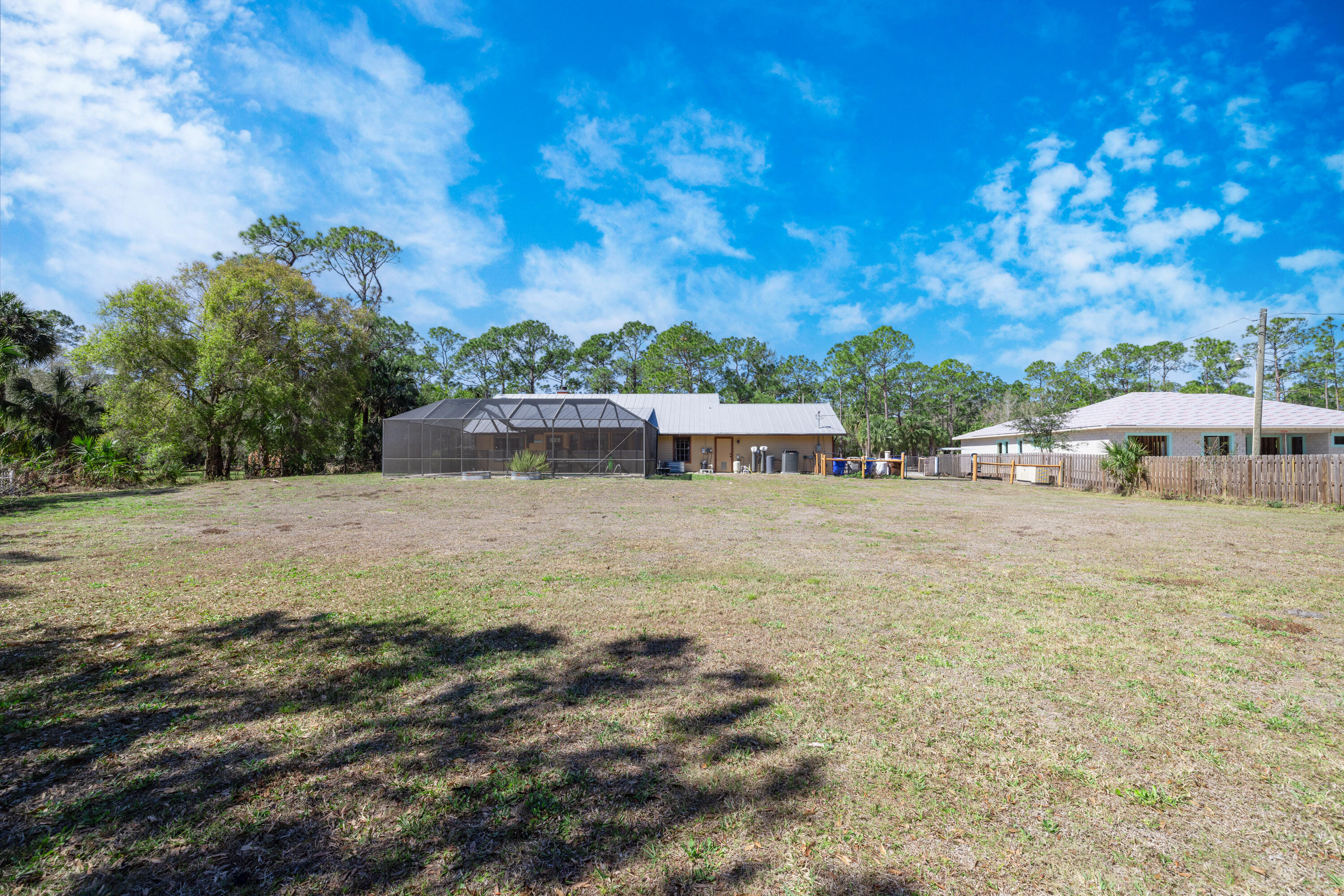 VERO LAKE ESTATES UNIT 2 - Residential