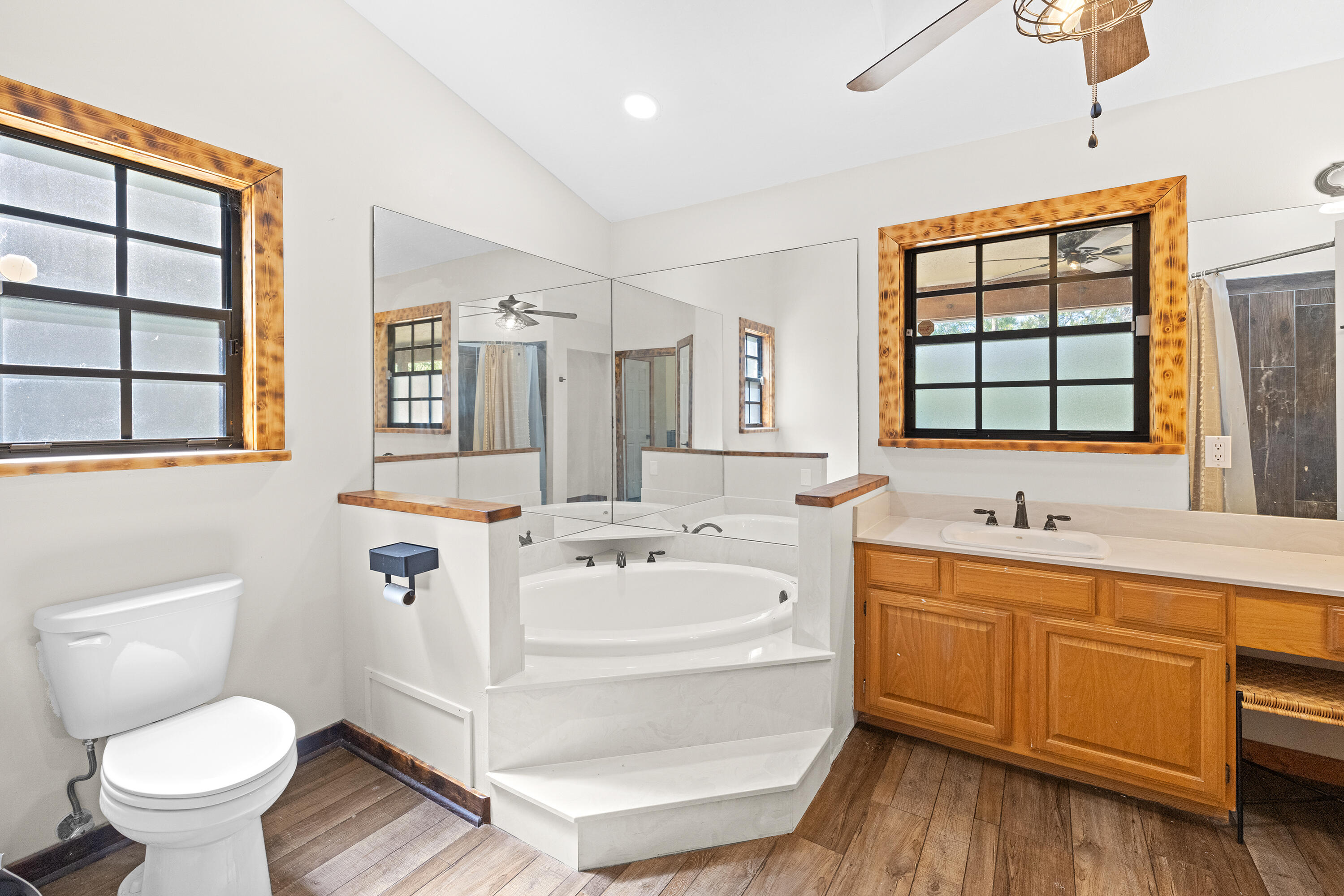 VERO LAKE ESTATES UNIT 2 - Residential