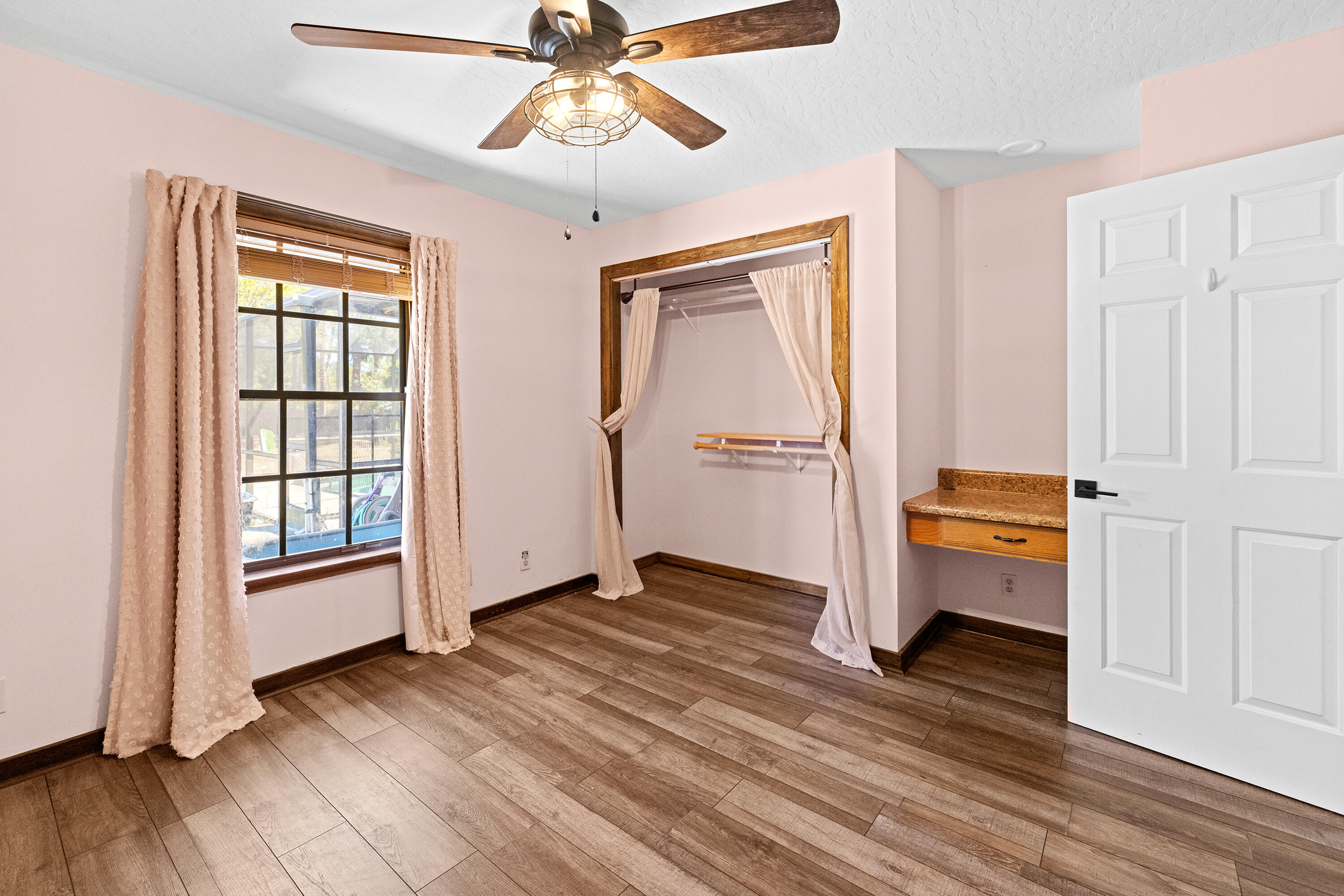 VERO LAKE ESTATES UNIT 2 - Residential