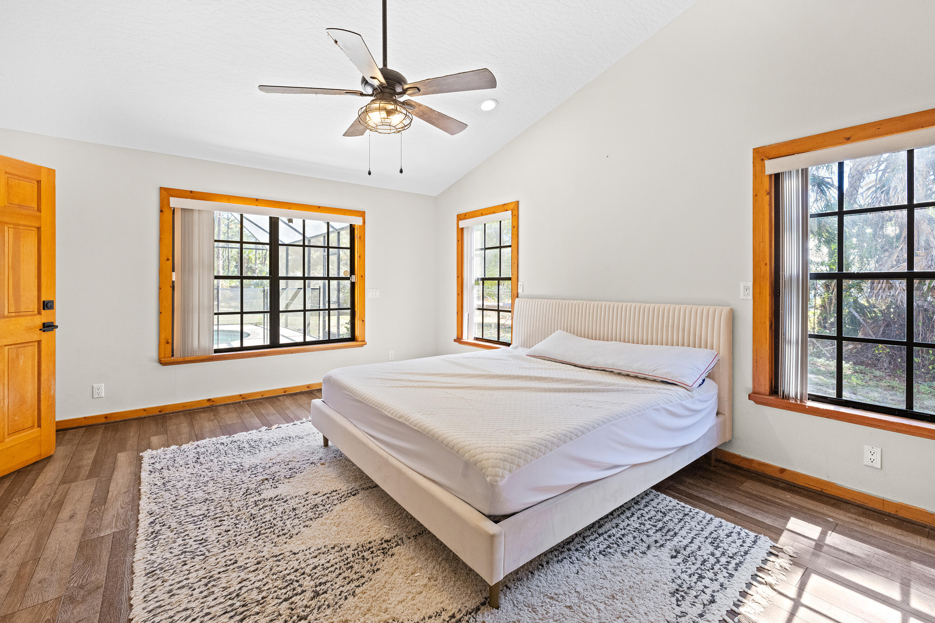 VERO LAKE ESTATES UNIT 2 - Residential