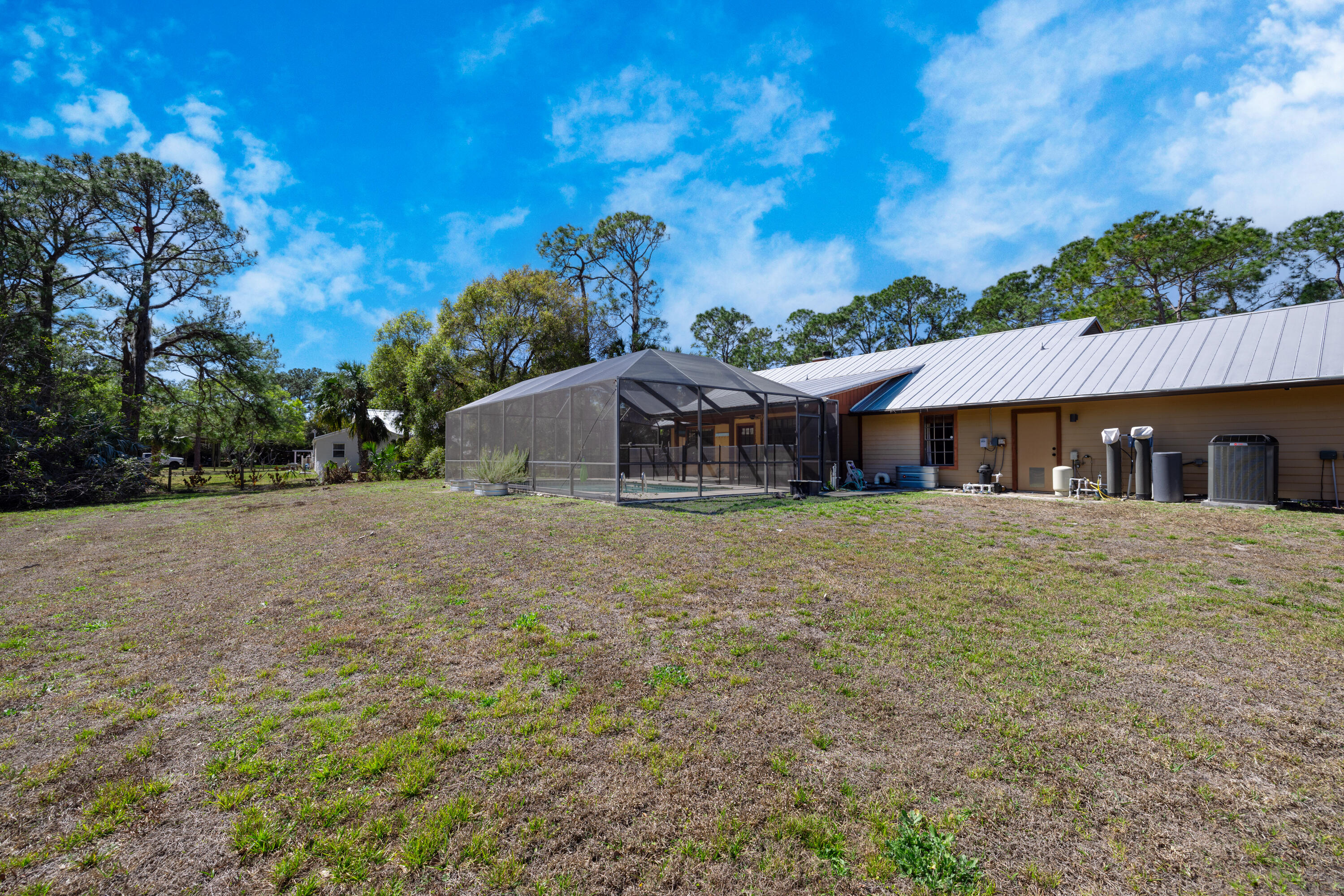 VERO LAKE ESTATES UNIT 2 - Residential