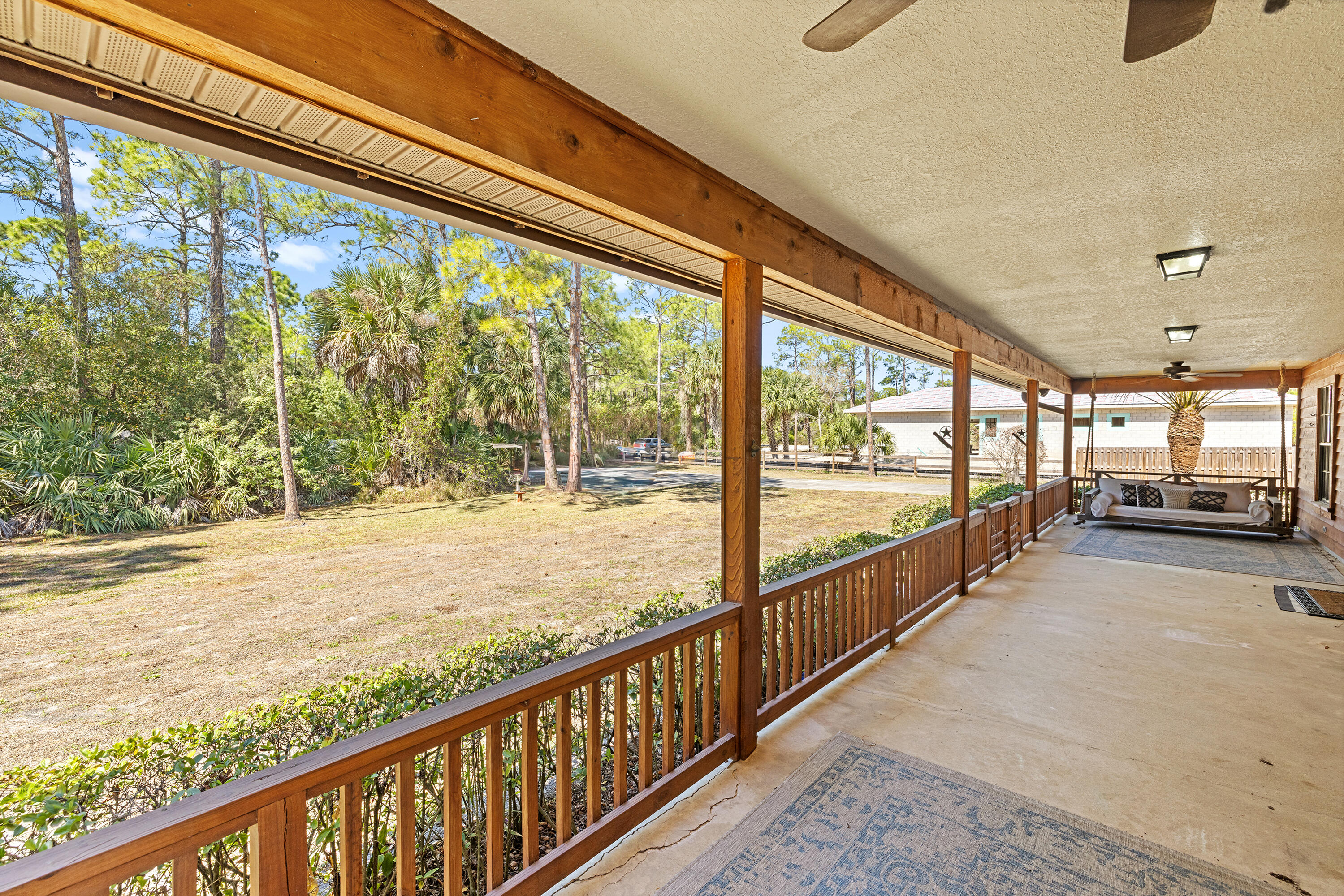 VERO LAKE ESTATES UNIT 2 - Residential