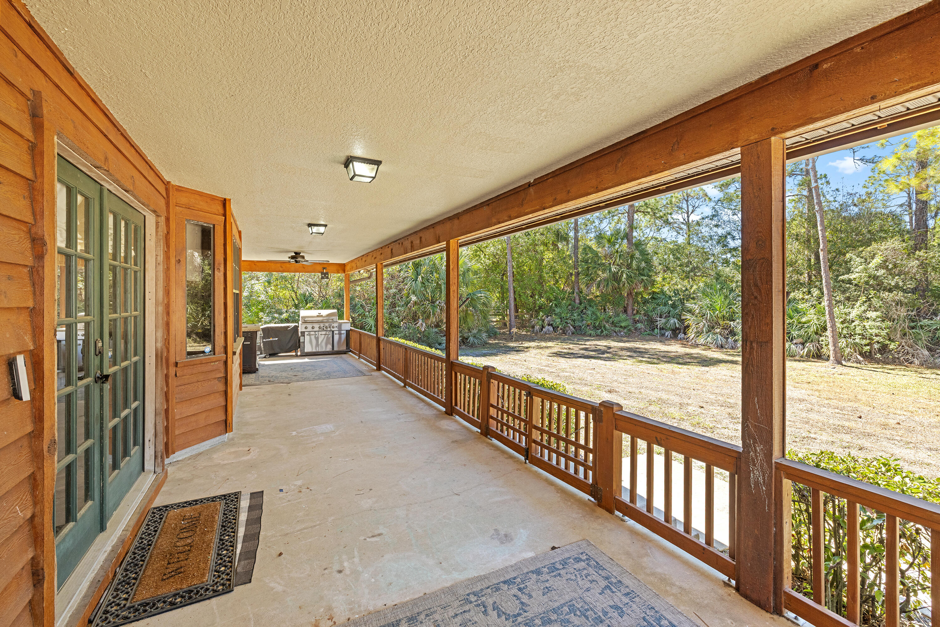 VERO LAKE ESTATES UNIT 2 - Residential