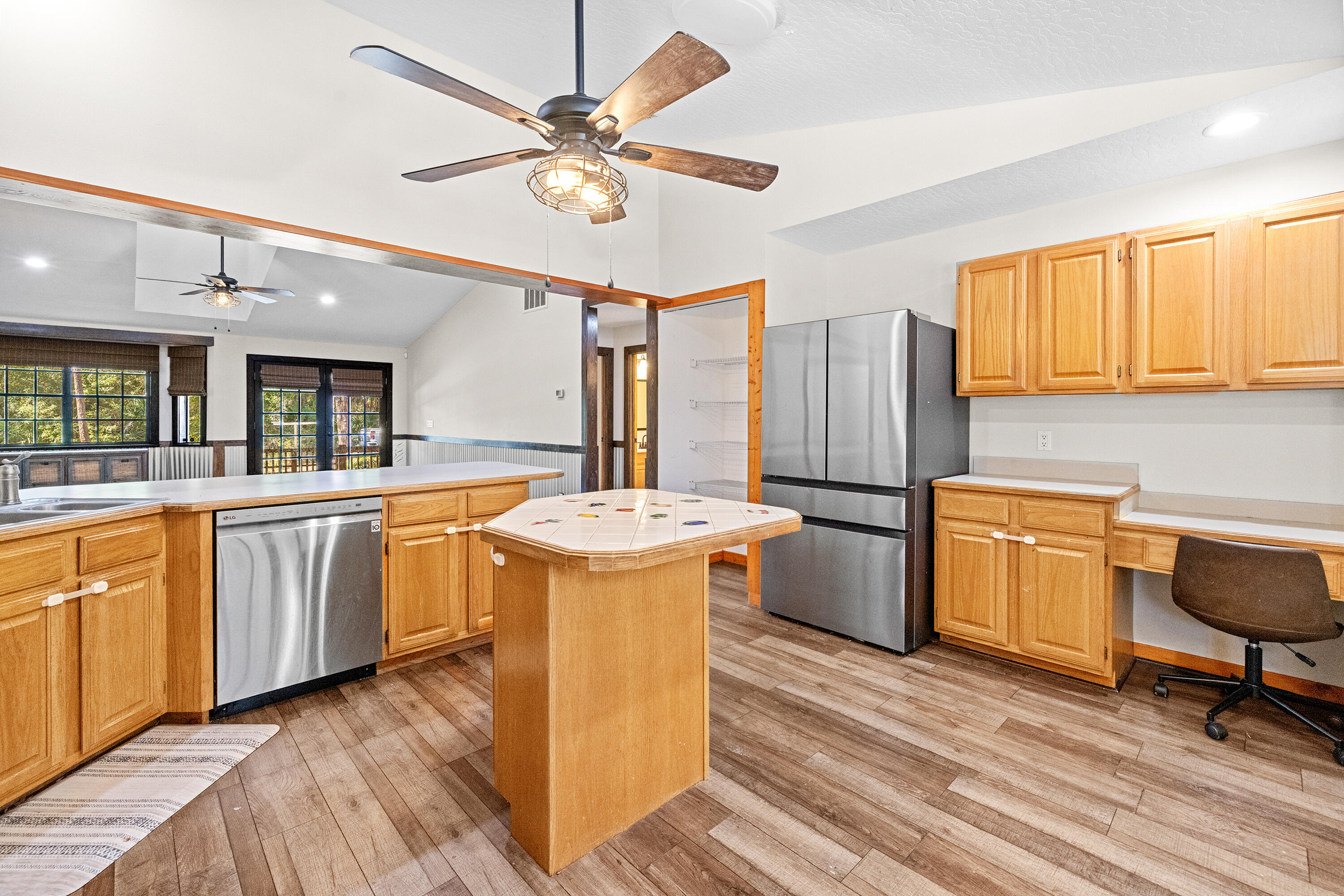 VERO LAKE ESTATES UNIT 2 - Residential