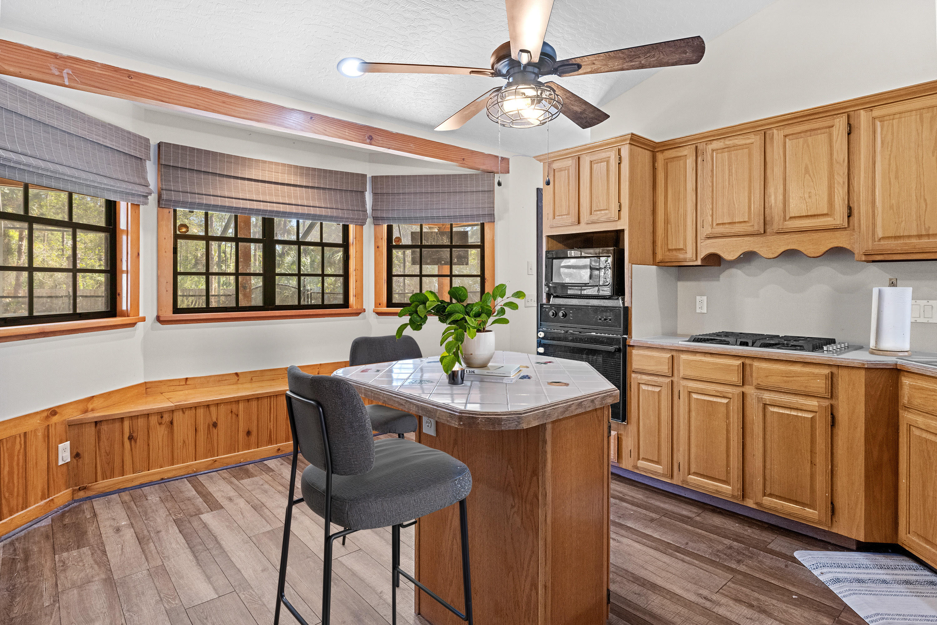 VERO LAKE ESTATES UNIT 2 - Residential