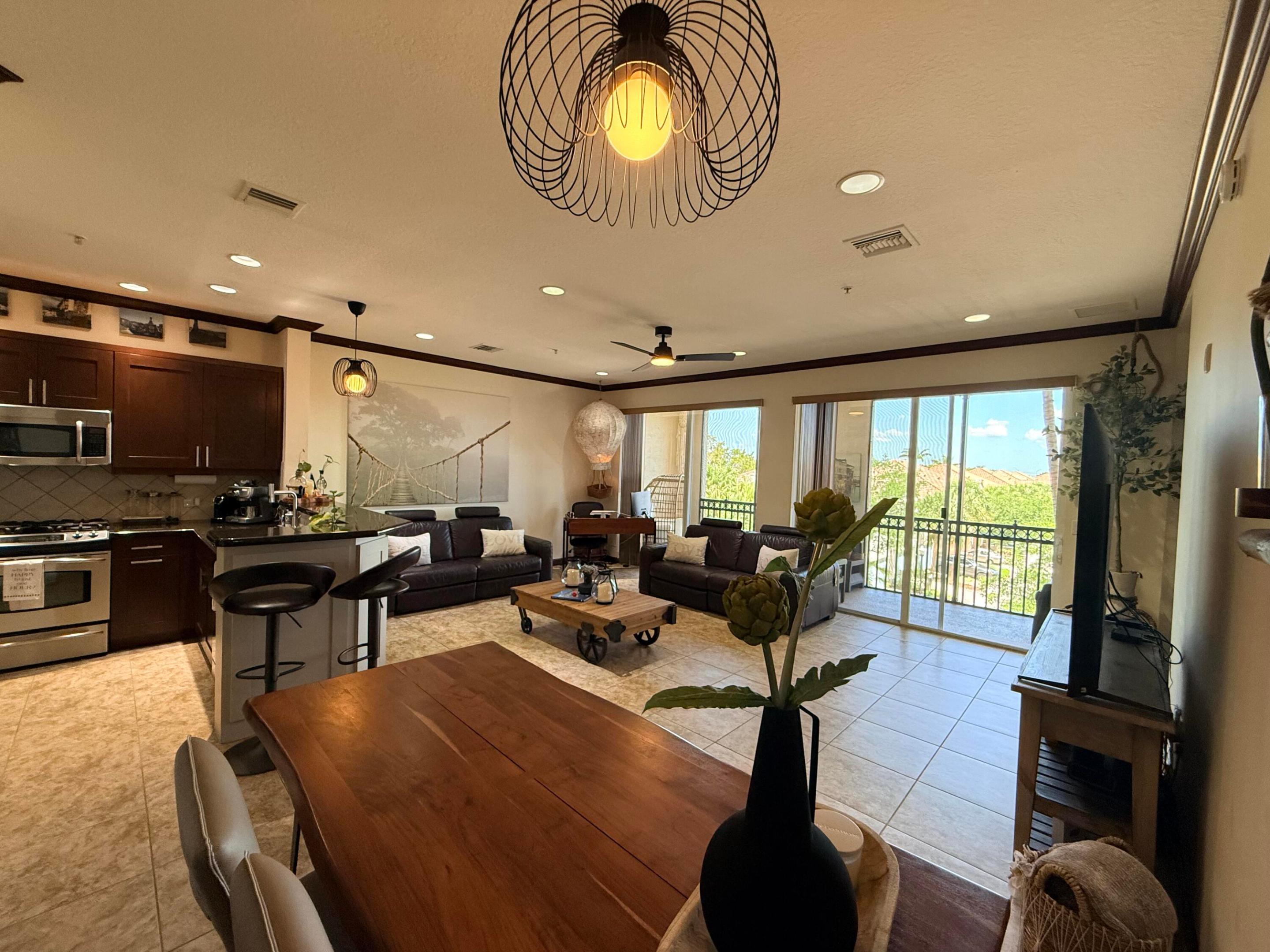 VILLA CASTILLA - Residential