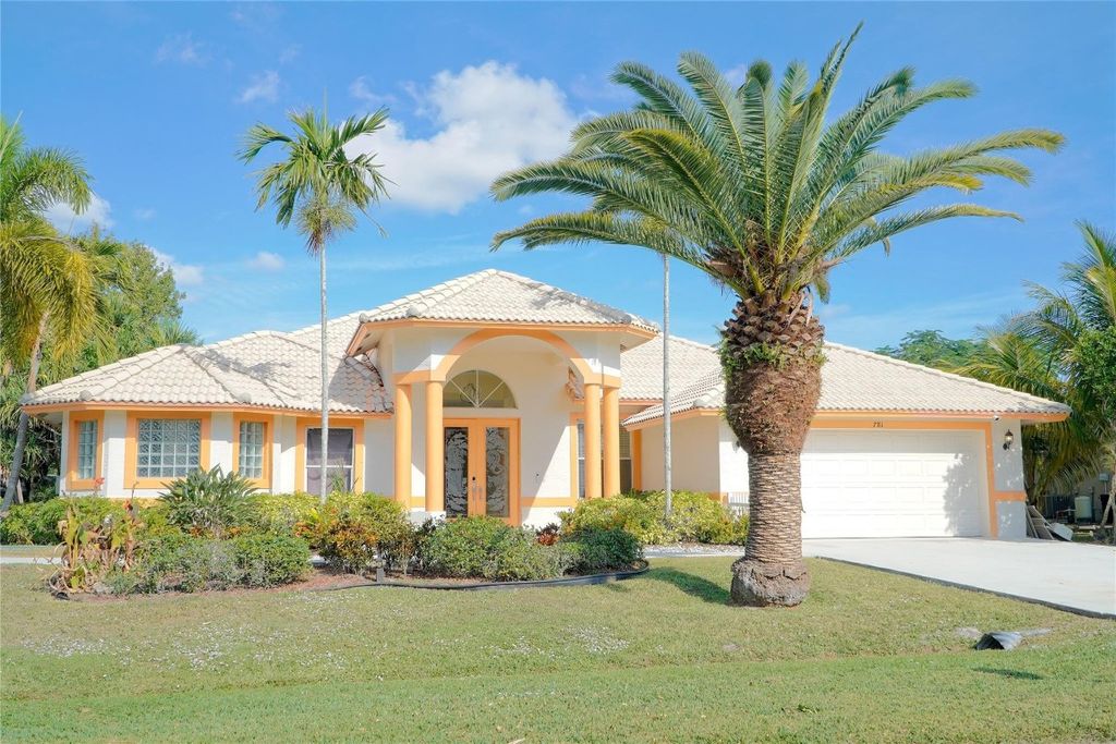 Photo of 781 SW Dolores Avenue, Port Saint Lucie, FL 34983 (MLS # F10546804)