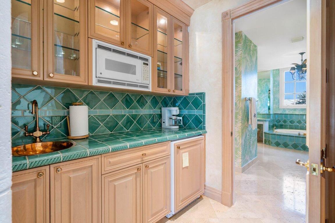 Sailfish Point - Residential