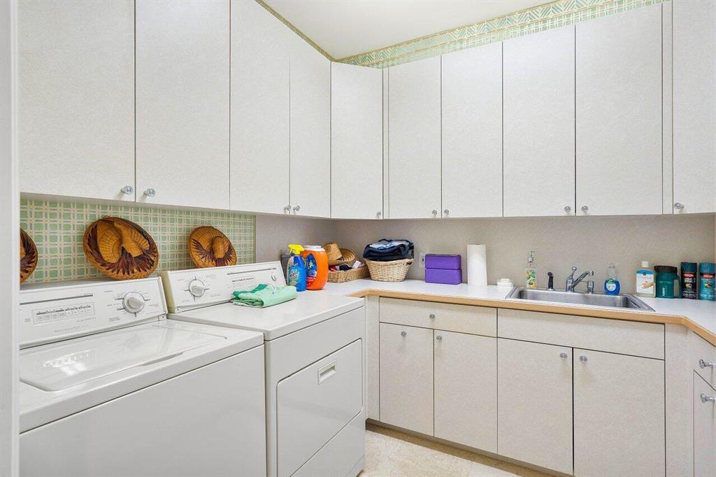 Sailfish Point - Residential