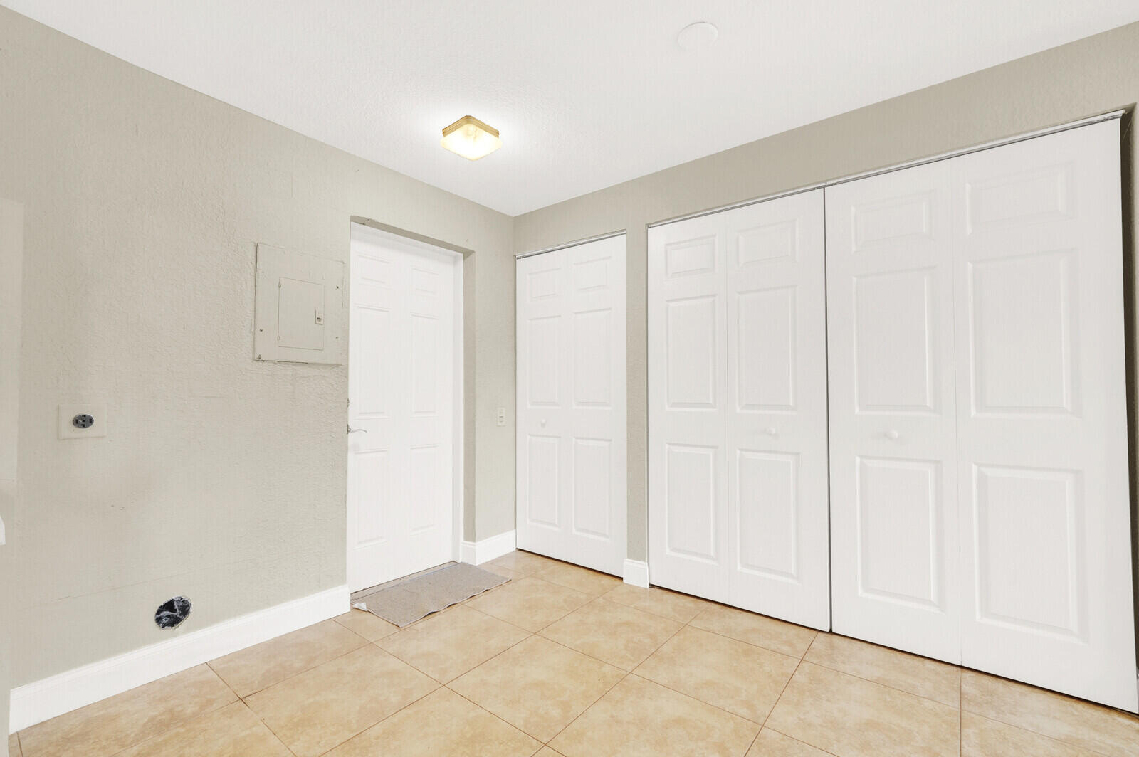 HILLSBORO RIVER ESTATES - Residential