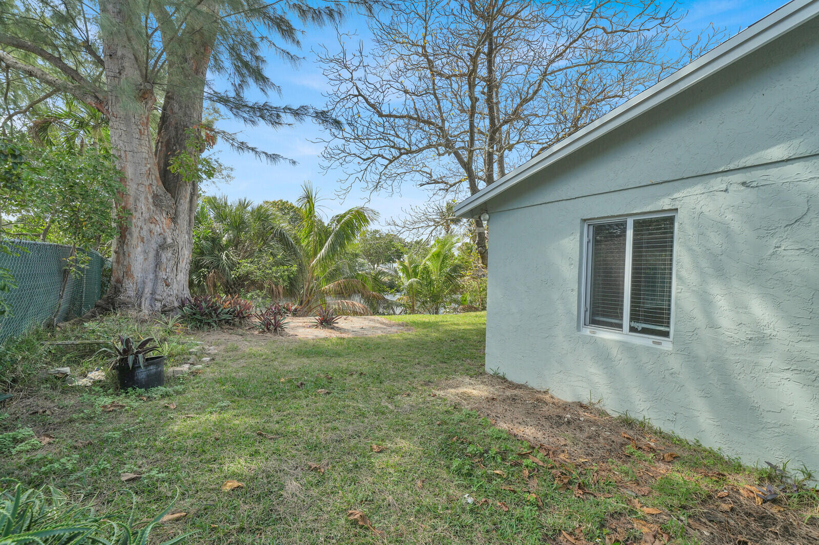 HILLSBORO RIVER ESTATES - Residential