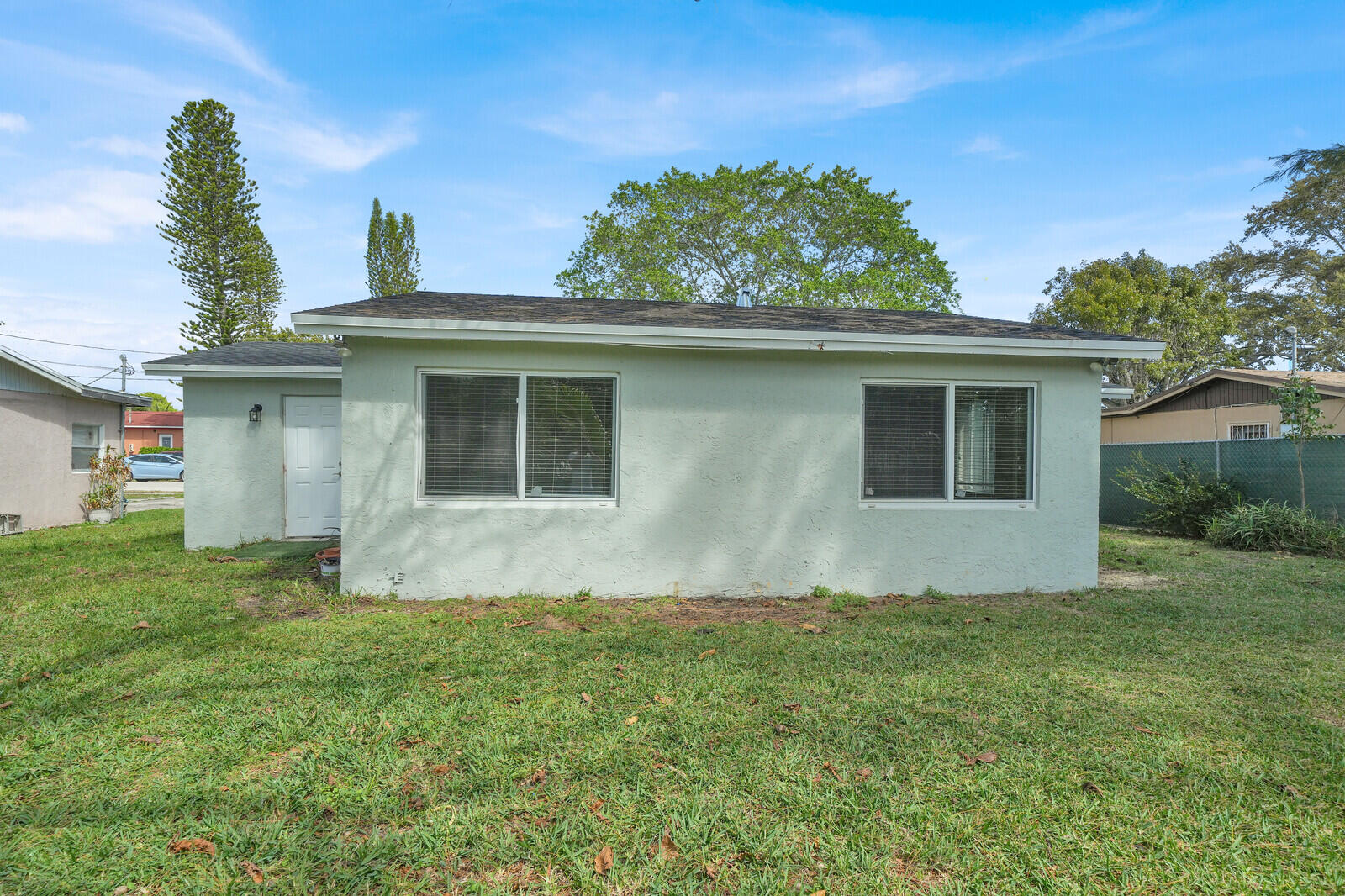 HILLSBORO RIVER ESTATES - Residential