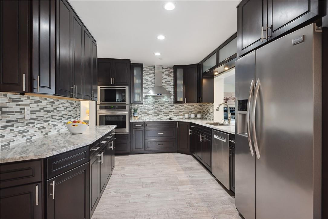 Colonial Ridge 62-41 B - Residential