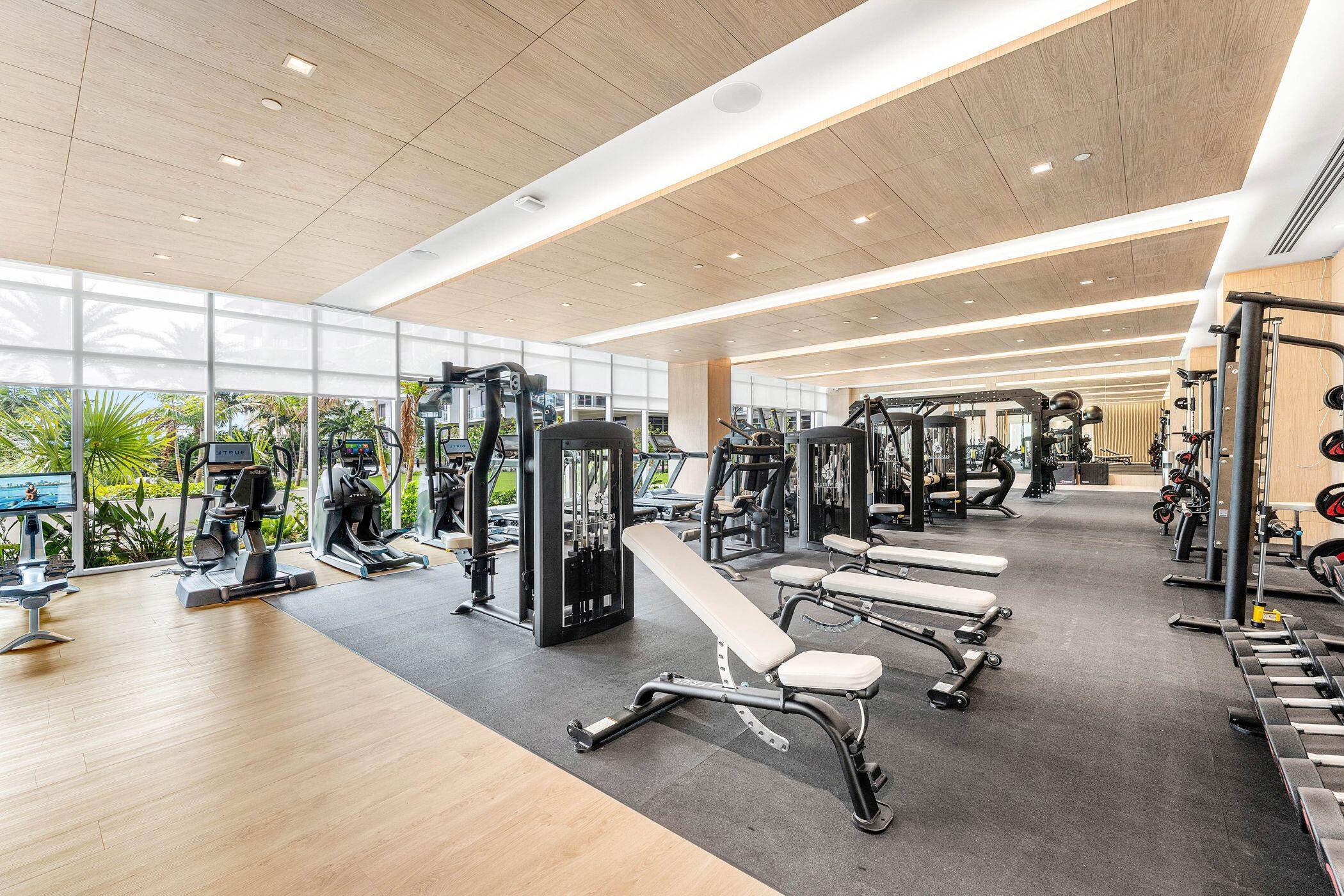 Nautilus 220 Condominium - Residential