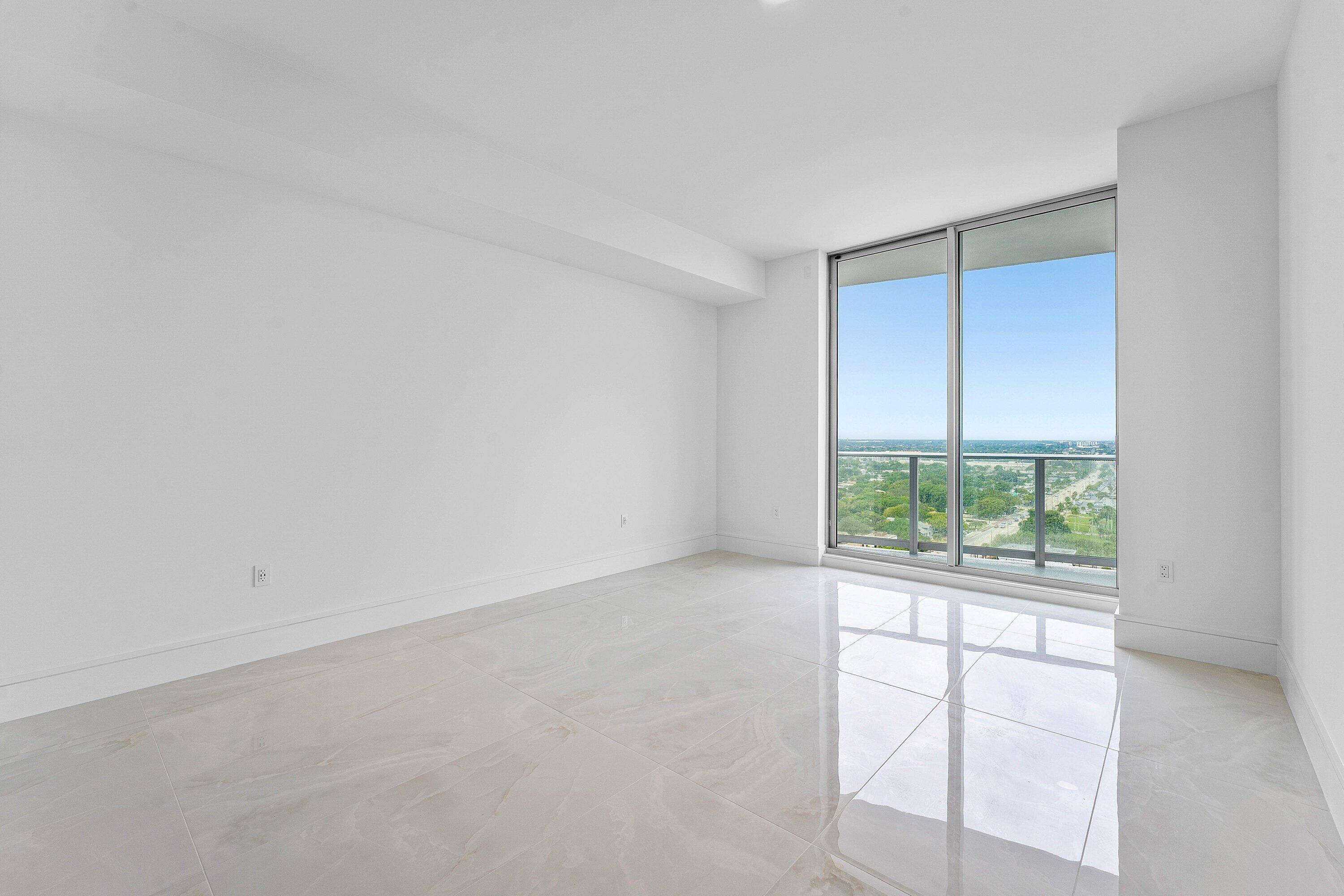 Nautilus 220 Condominium - Residential