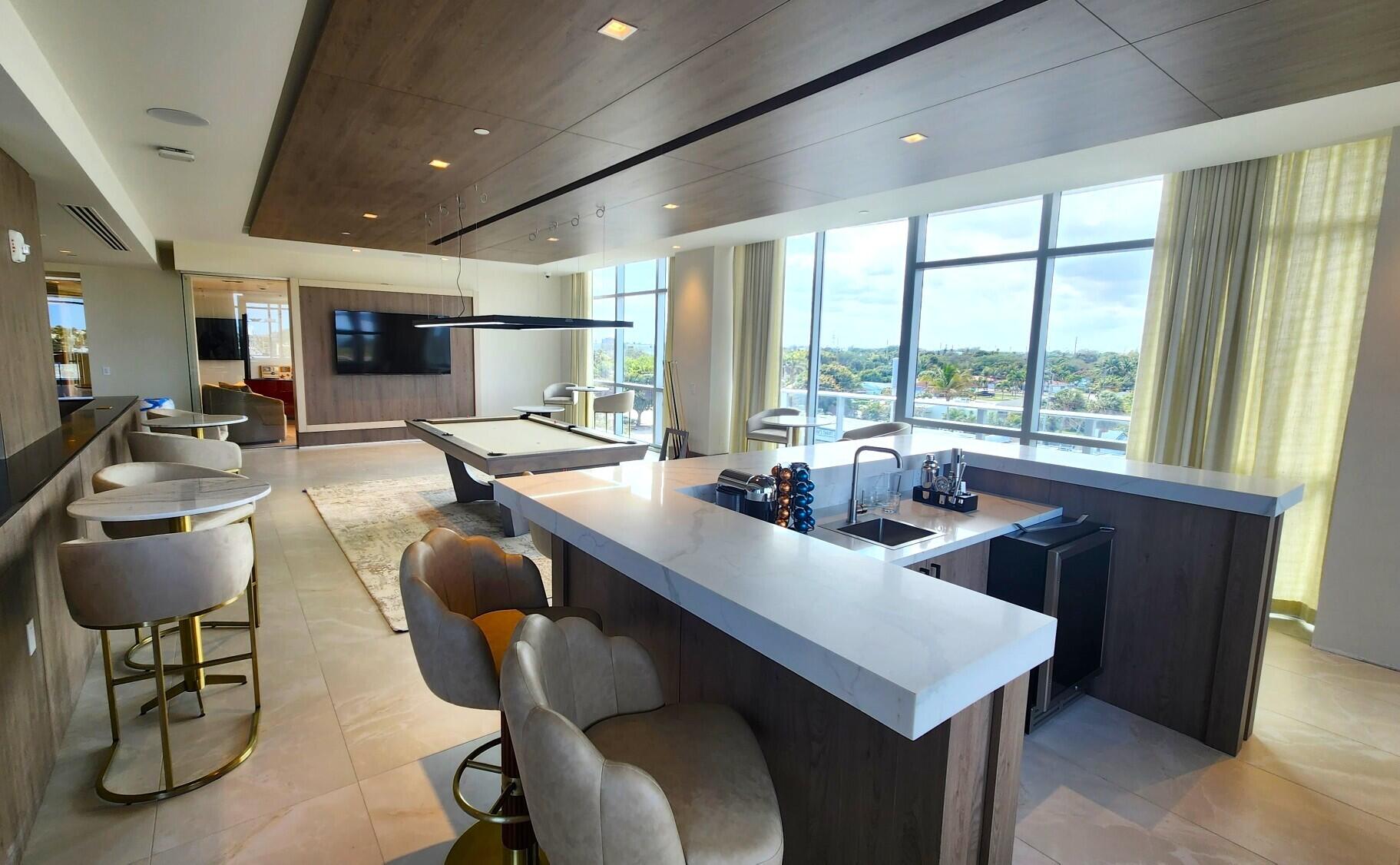 Nautilus 220 Condominium - Residential