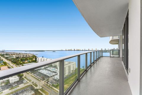 220 Lake Shore Drive 2005 Lake Park FL 33403