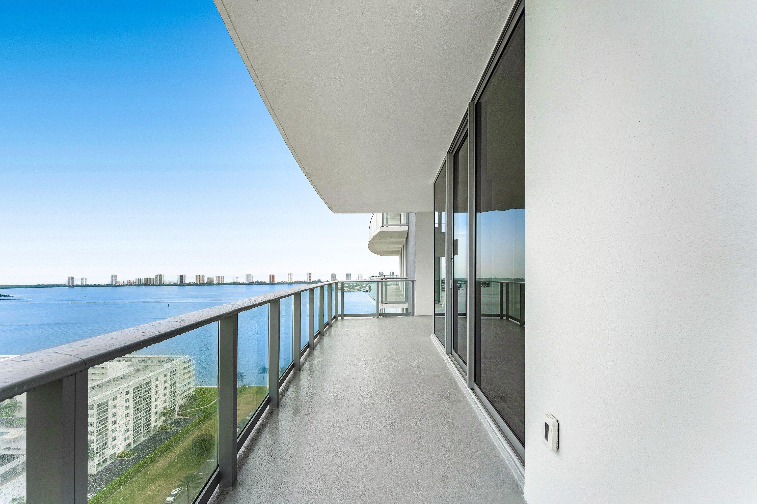 Nautilus 220 Condominium - Residential