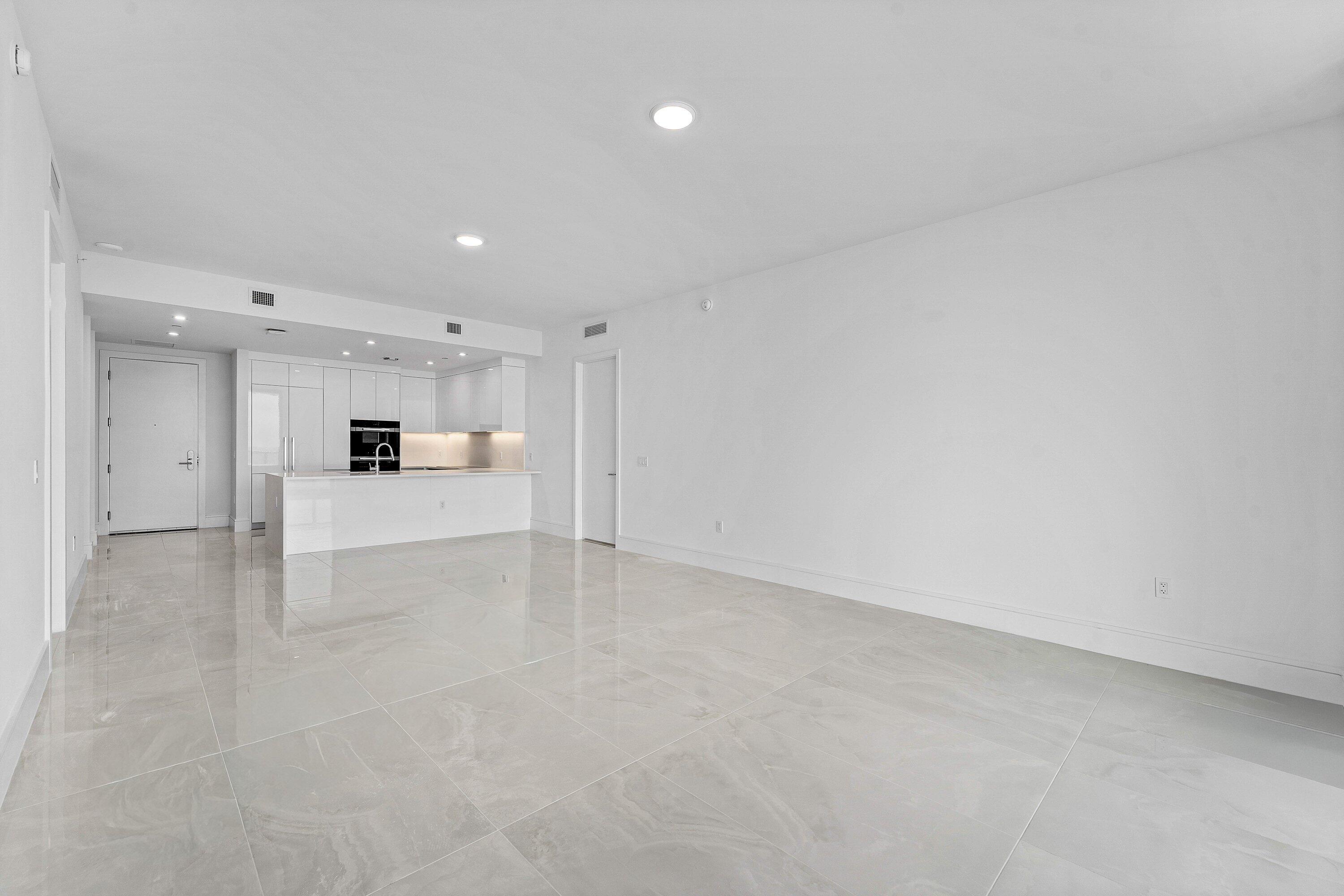 Nautilus 220 Condominium - Residential