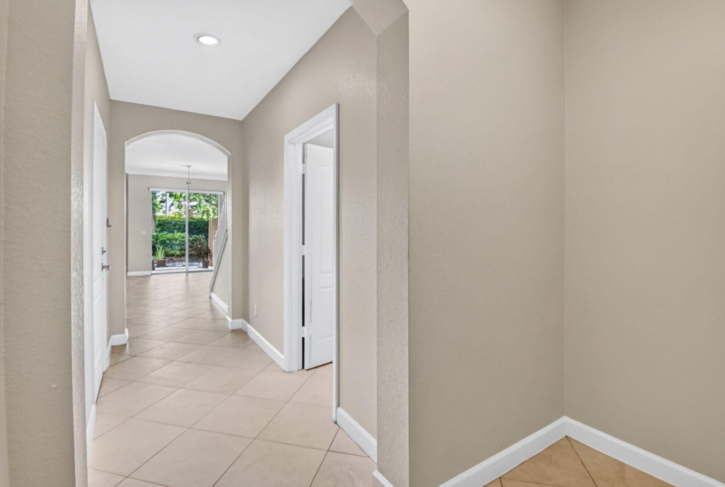 Photo of 5045 Ellery Terrace, West Palm Beach, FL 33417 (MLS # B26057405)