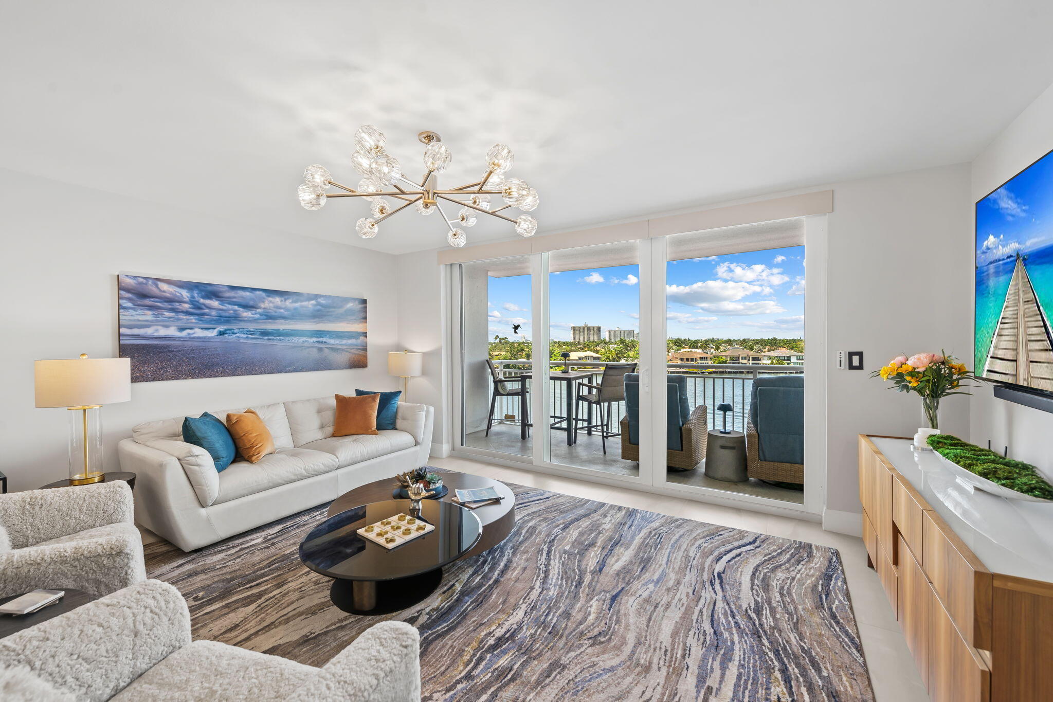 511 BAYSHORE Drive 603