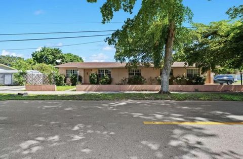 5749 Buchanan Street Hollywood FL 33021