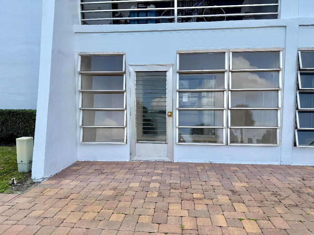 LAGO DEL REY CONDO - Residential