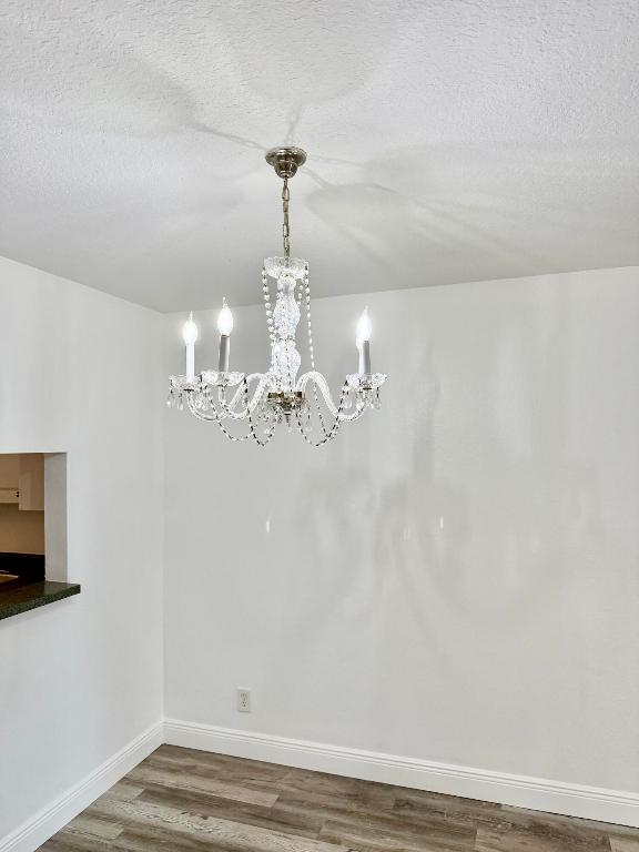 LAGO DEL REY CONDO - Residential