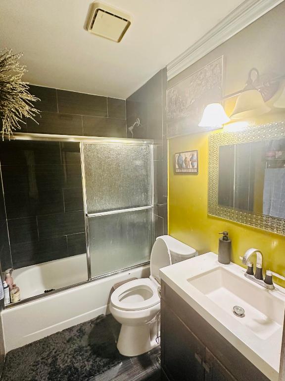 HOMES OF LEES CROSSING 3 - Residential