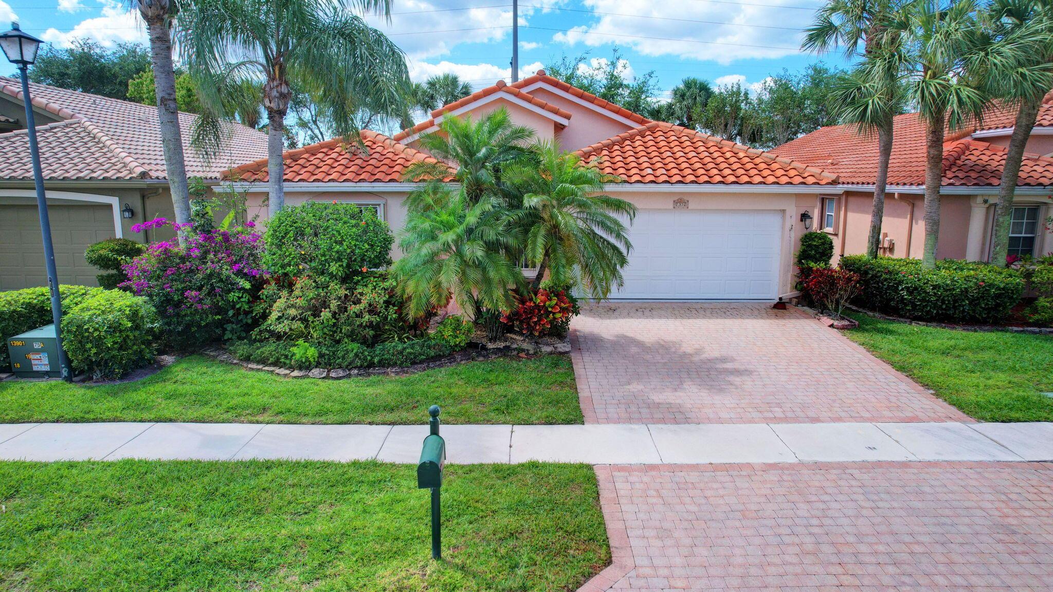 View Boynton Beach, FL 33472 house